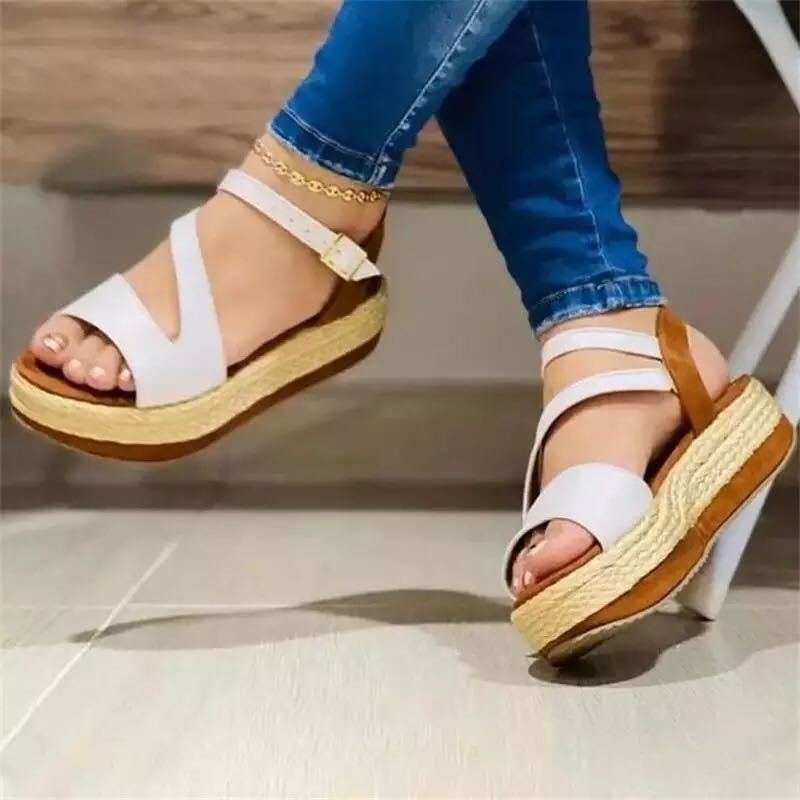 Pretty Platform Sandal