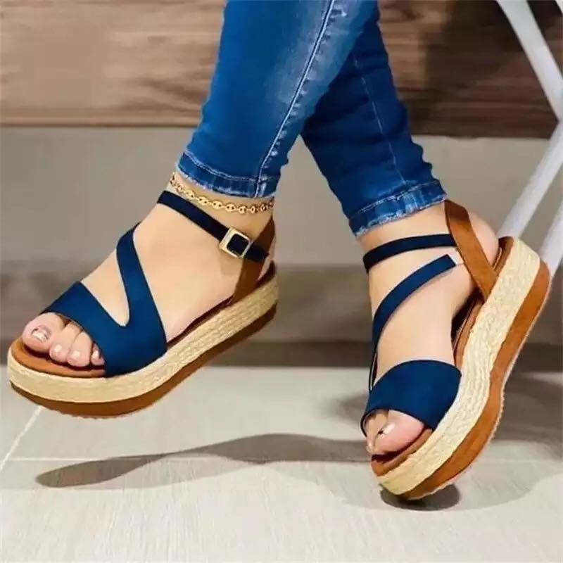 Pretty Platform Sandal