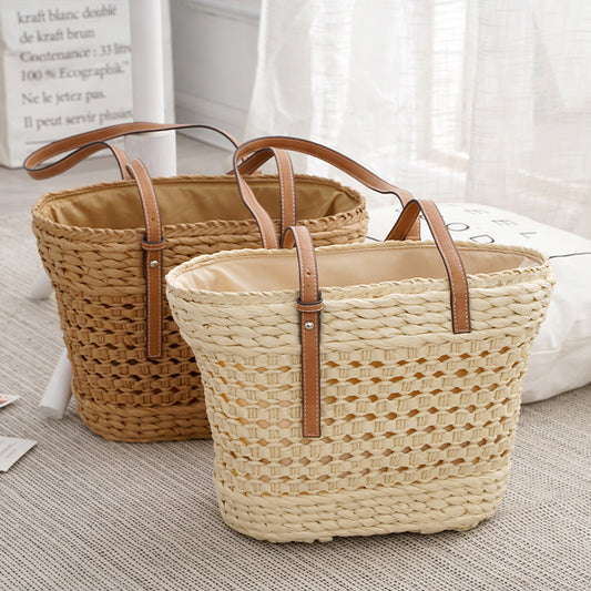 Urban Woman Straw Basket Bag | Garden Purse Veggie Bag | Country Style Purse