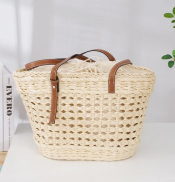 Urban Woman Straw Basket Bag | Garden Purse Veggie Bag | Country Style Purse