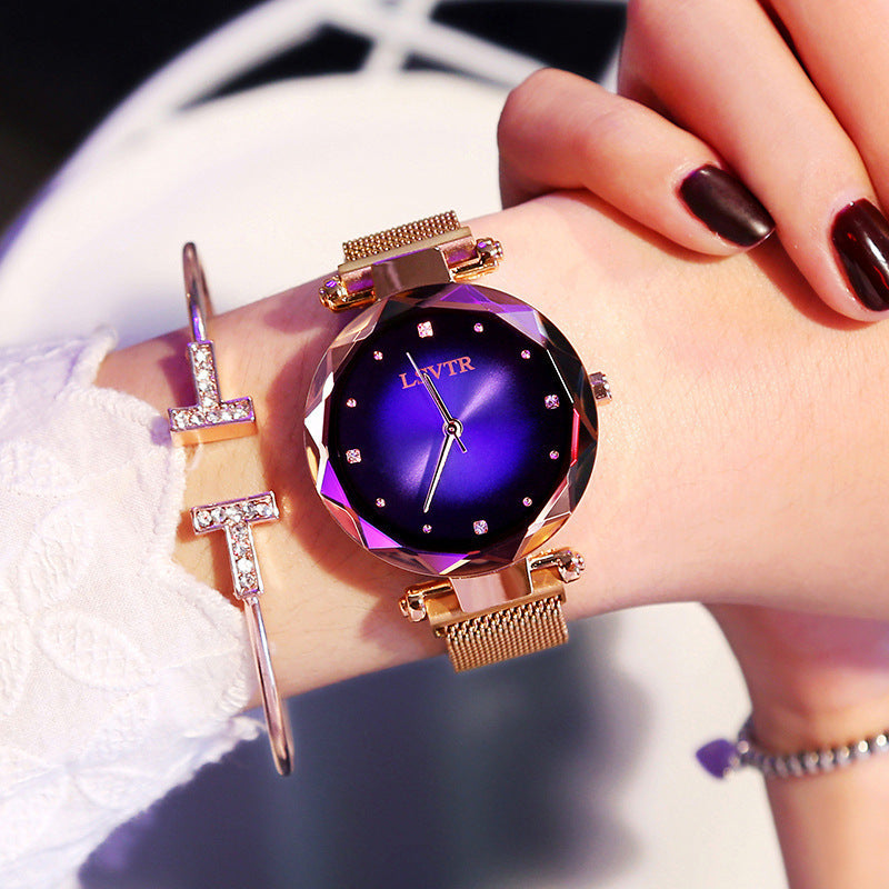 Women's Starry Quartz Lazy Magnet Strap Iron-absorbing Watch